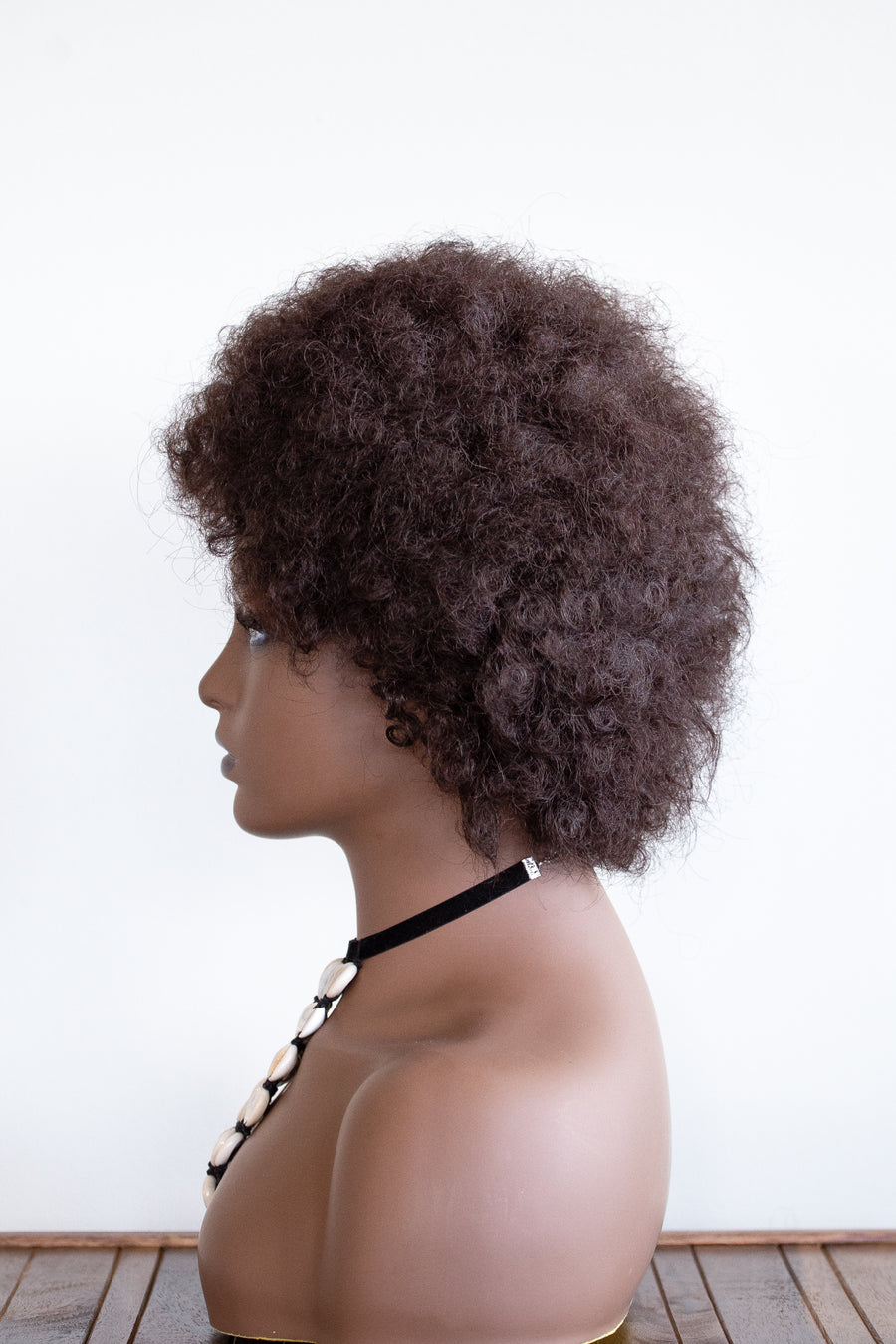 eboni wig dark brown side